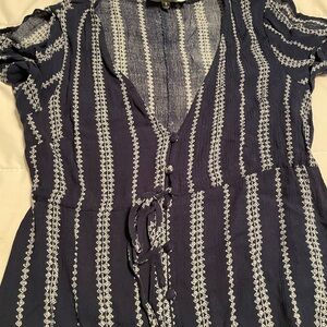 Lulus size small navy maxi dress with high slit and tied sleeves